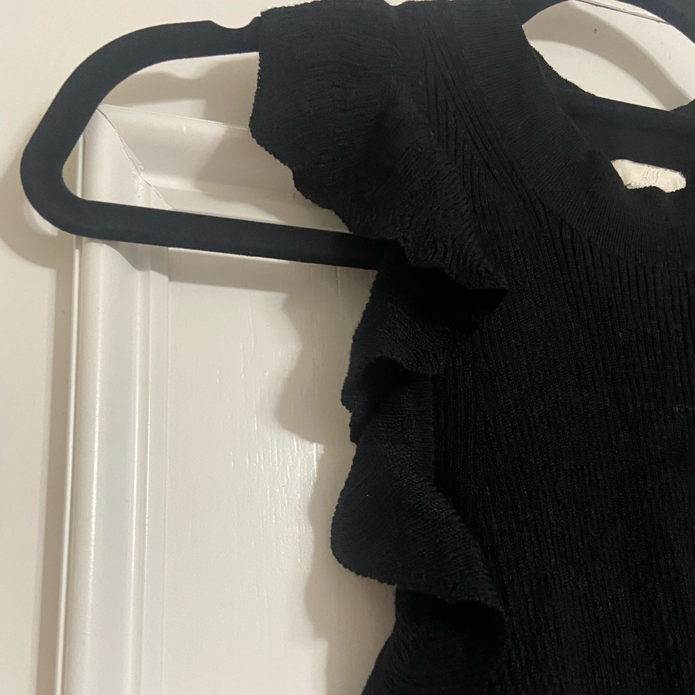H&M women's small racer back ribbed knit sweater with ruffle details black EUC - Picture 4 of 6